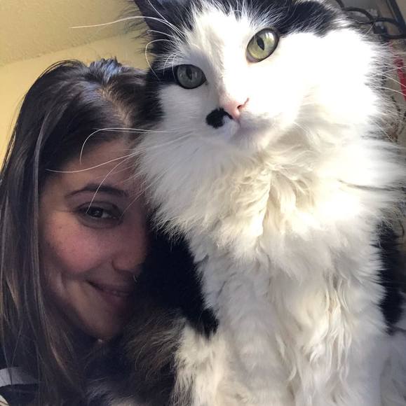 Meet your Posher, Maegan - Picture 1 of 1